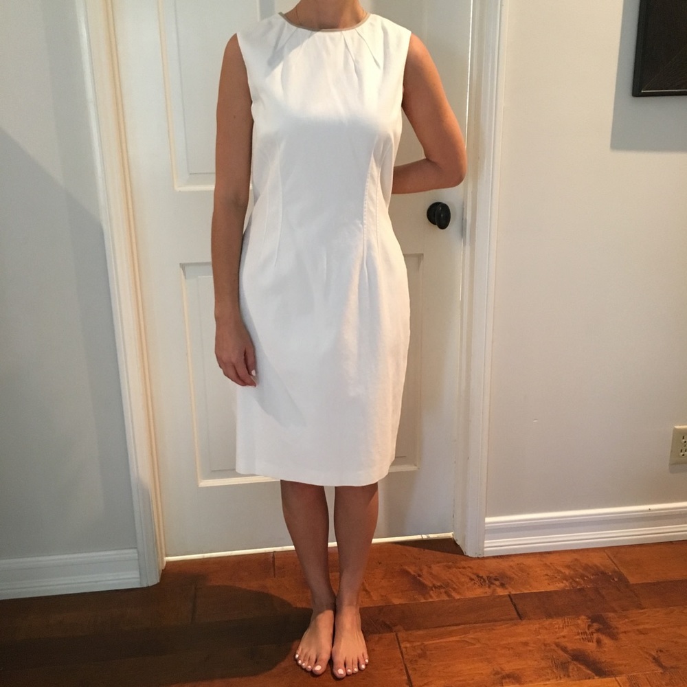 Ellie Tahari white twill sheath dress