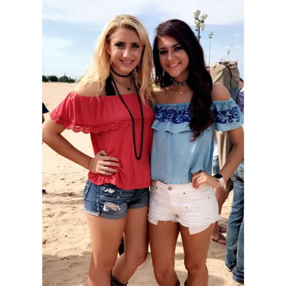 Meet your Posher, Dannika