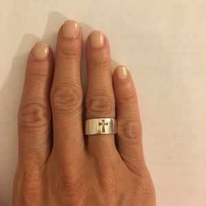 James Avery "crosslet ring"