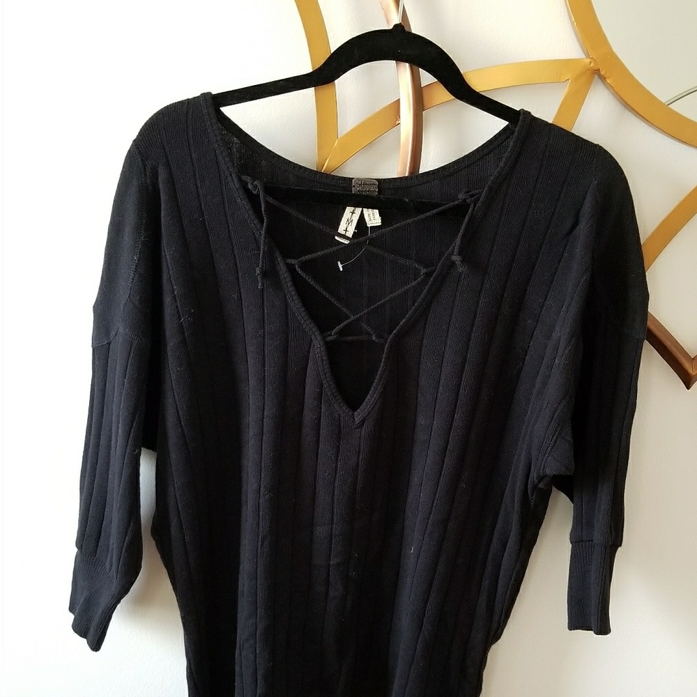 We the free people tie top