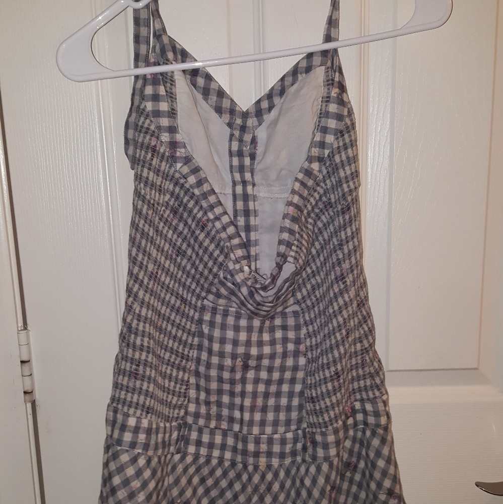 Dress - Picture 2 of 4