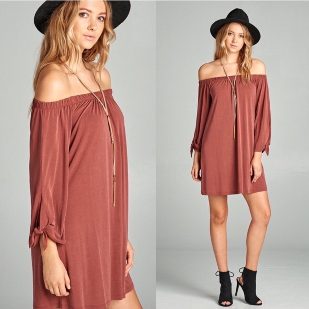 ✨Off-the-shoulder Rust Dress✨