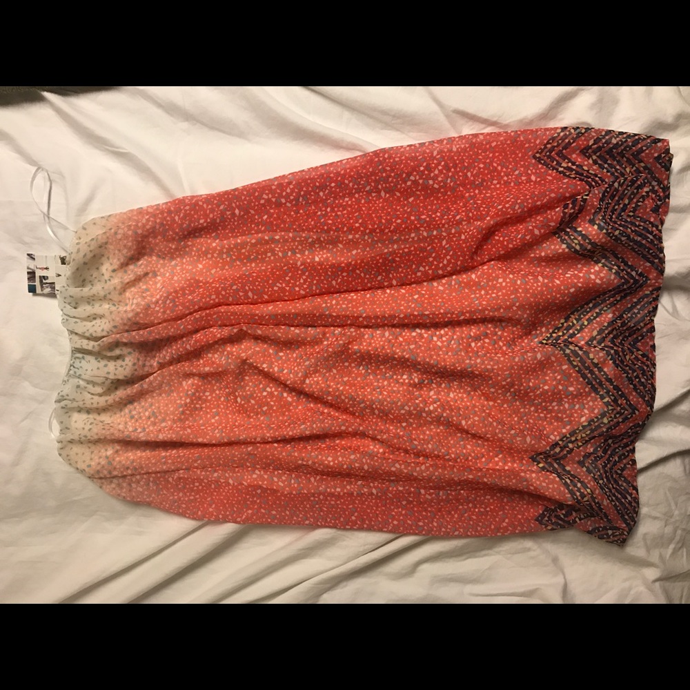 NWT Strapless mini bubble dress