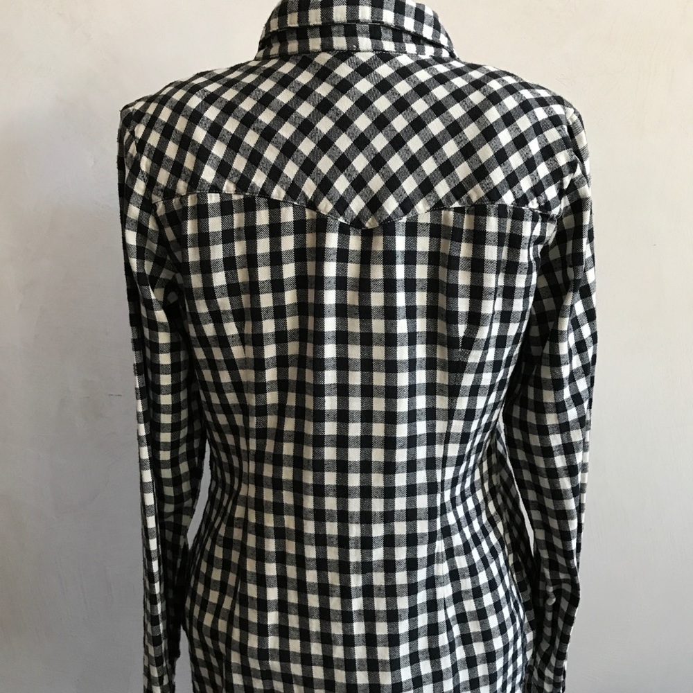 Splendid button down. - Picture 3 of 4