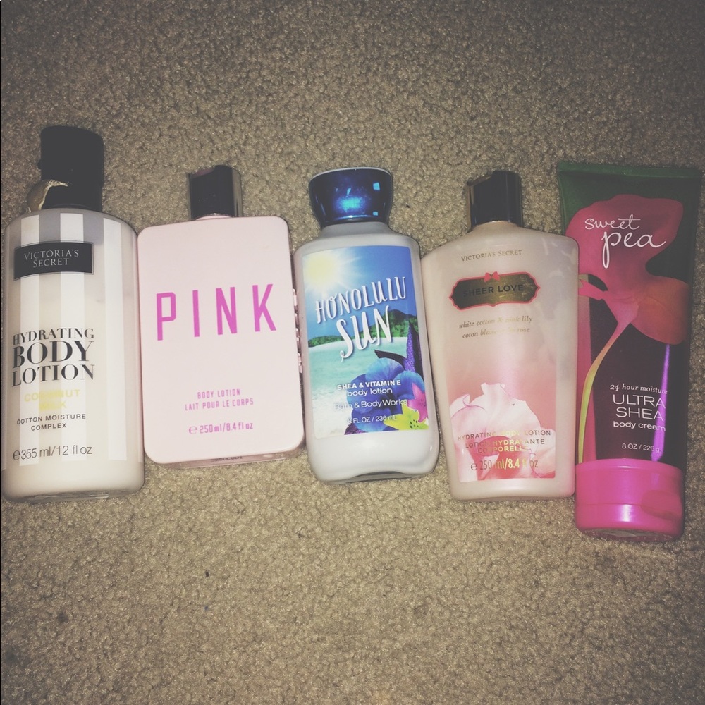 LOTIONS & PERFUME - Picture 3 of 3