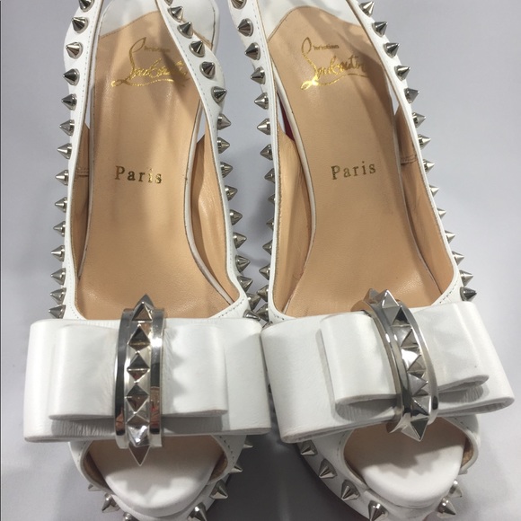 Woman's Louboutin White Spiked Bow Slingbacks - Picture 3 of 6