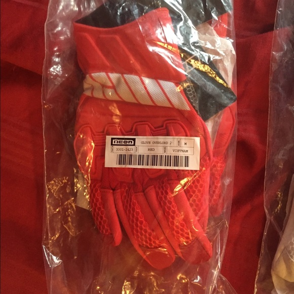 Icon motorcycle gloves - Picture 3 of 3