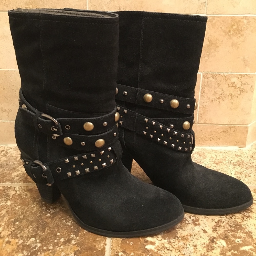 Guess suede boots with stud details size 7