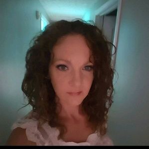 Meet your Posher, Christy