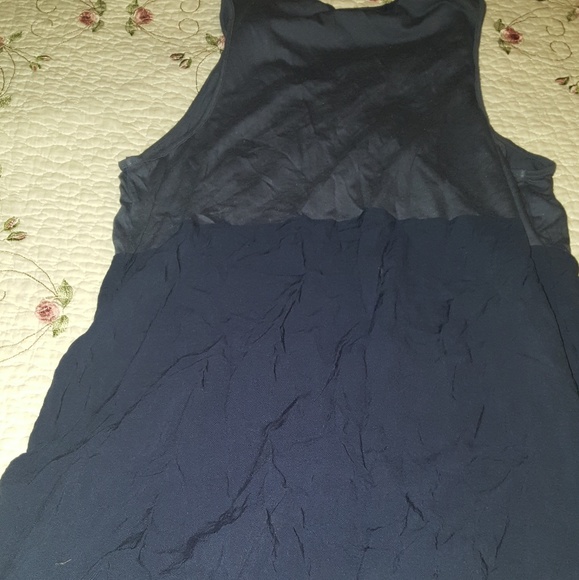 Tank top - Picture 2 of 3