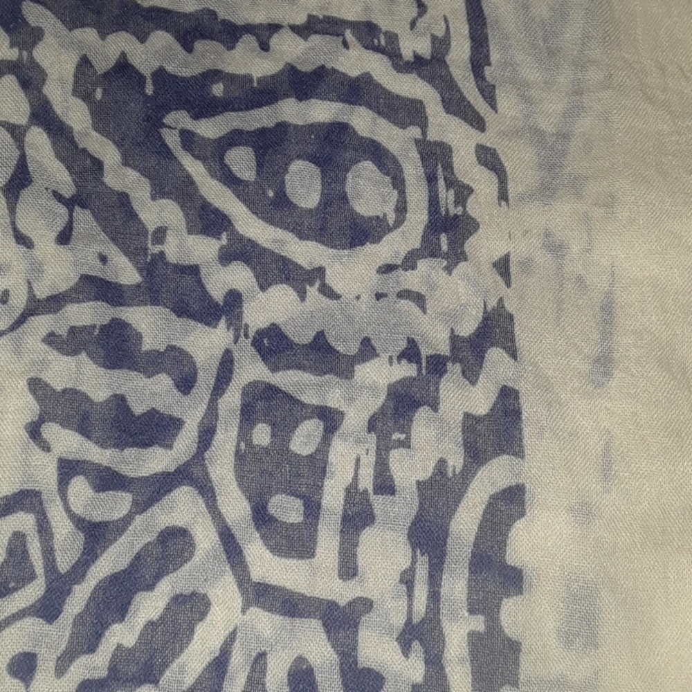 Scarf - Picture 4 of 7