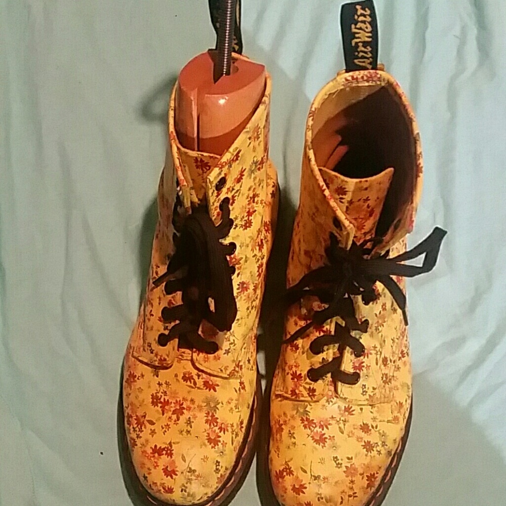 Vintage Dr. Martens - Size 10