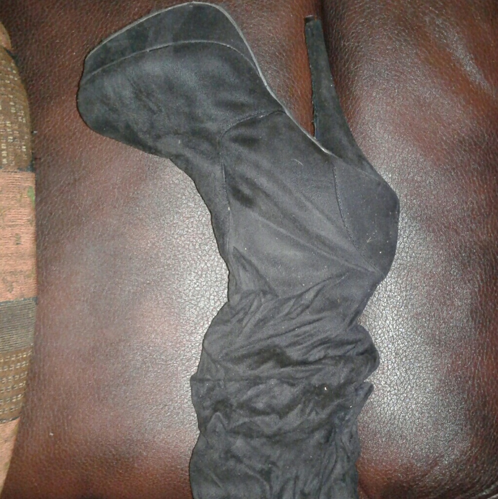 Stiletto boots