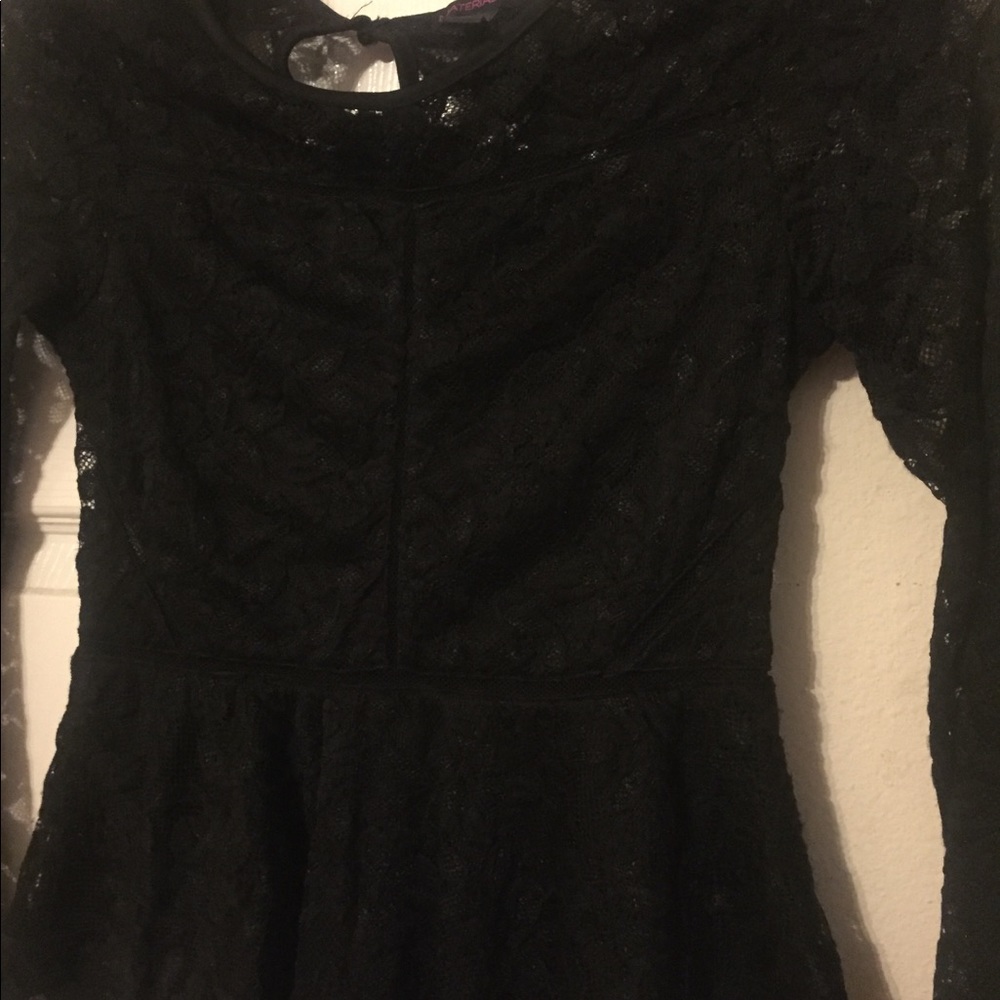 Black lace top