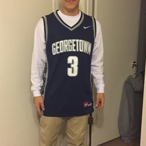 Meet your Posher, Adrian