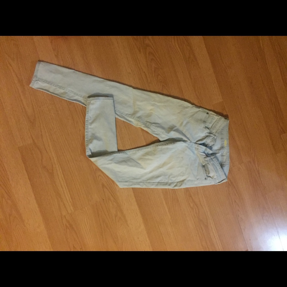 Acid wash jeans