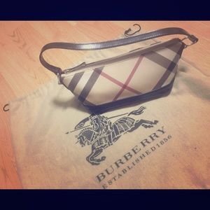 Burberry Nova Check Pochette Mini Bag (Authentic)