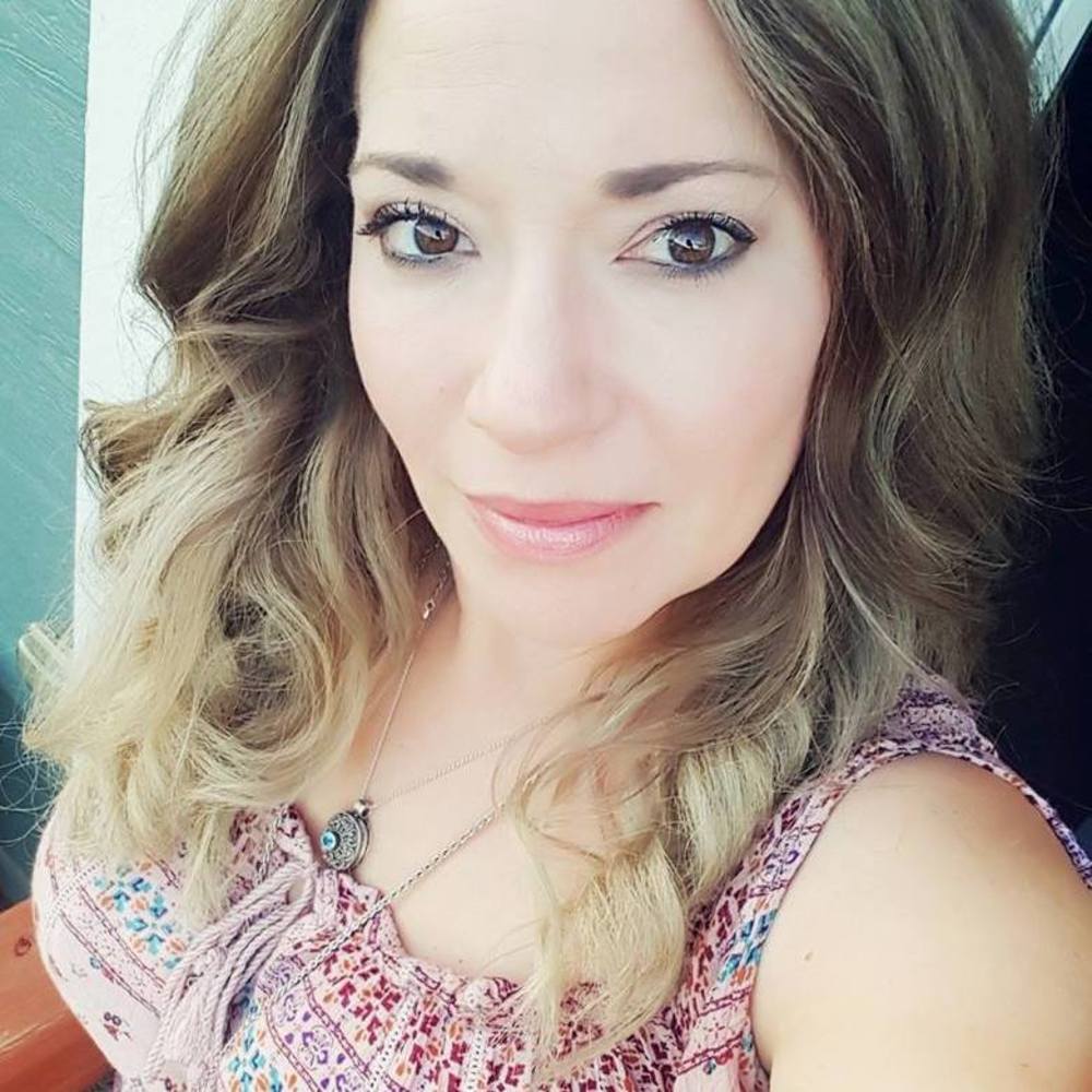 Meet your Posher, Tania