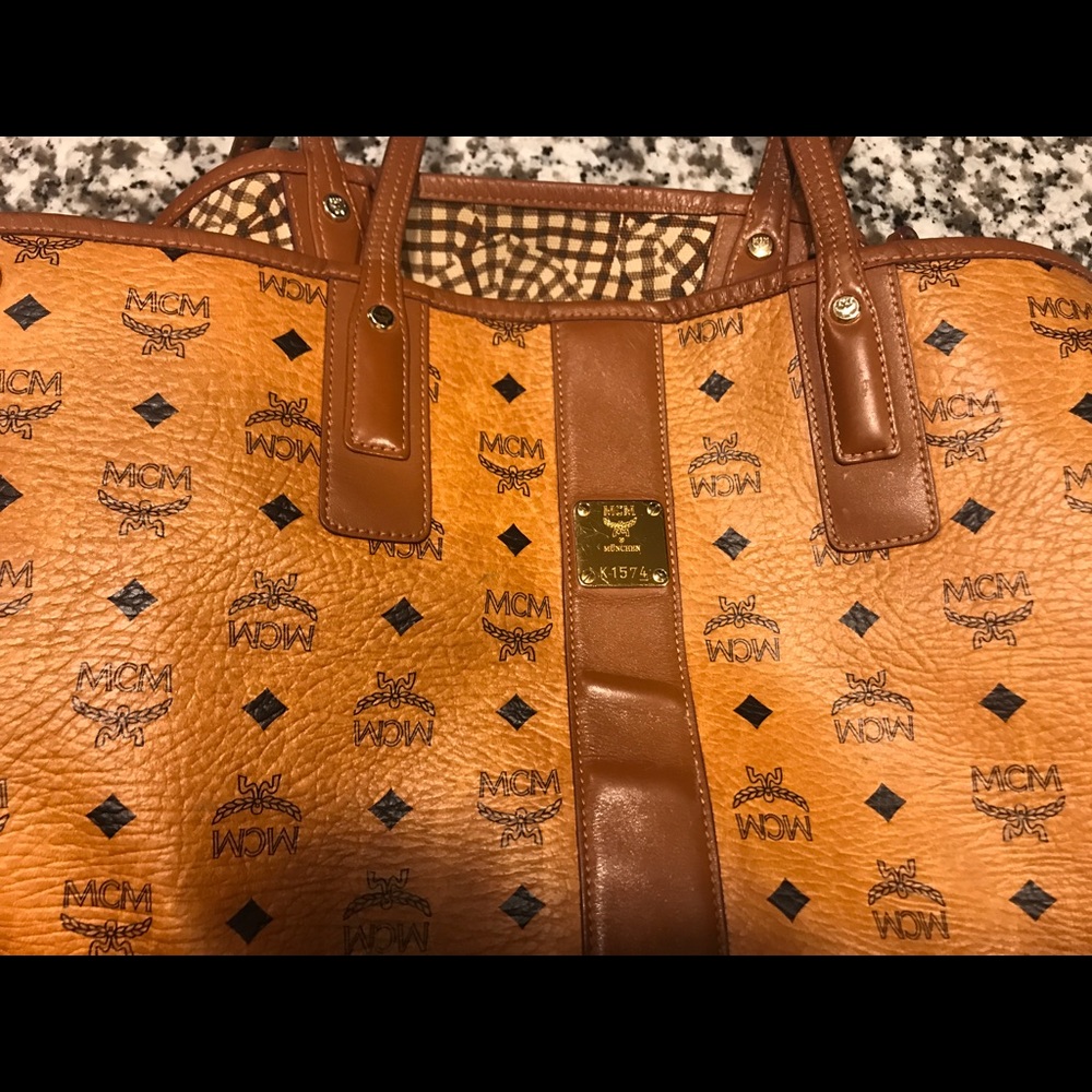 MCM Medium Liz Tote