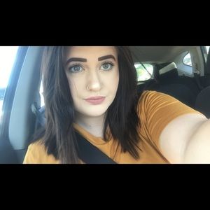 Meet your Posher, Emma