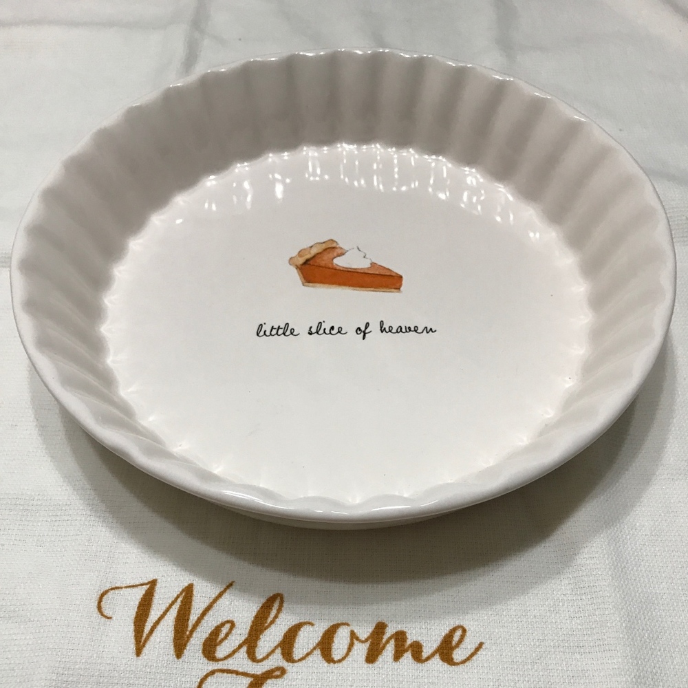 Rae Dunn Pie Plate with Free Thankful Mug