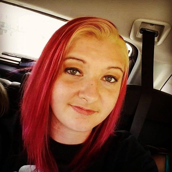 Meet your Posher, Shawna - Picture 1 of 1