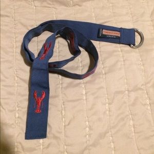 Vineyard Vines blue belt w/ lobster print