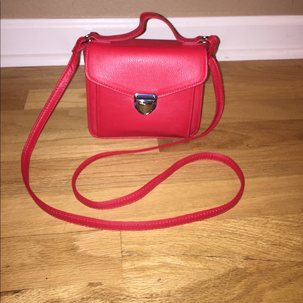 *NWOT* Small Crossbody Purse with Adjustable Strap