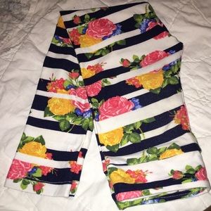 Lularoe Kids Sm/Md Leggings