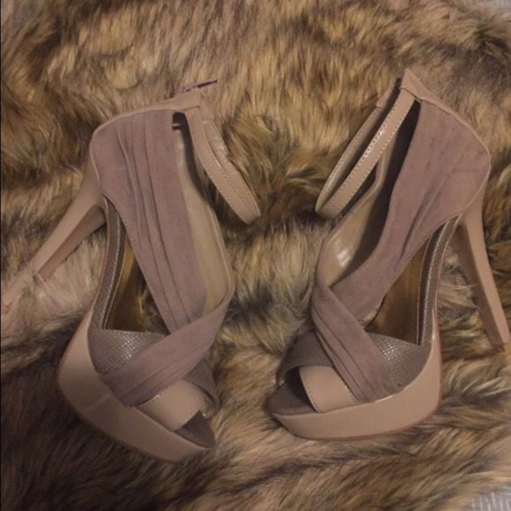 Tan heels