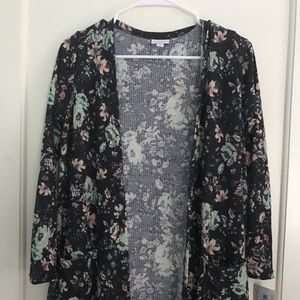 BNWT Small floral and gray lularoe Sarah