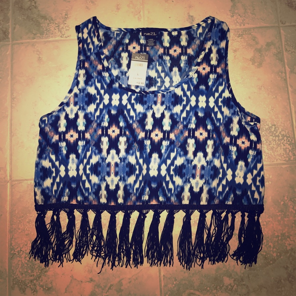 Cute fringy tank!