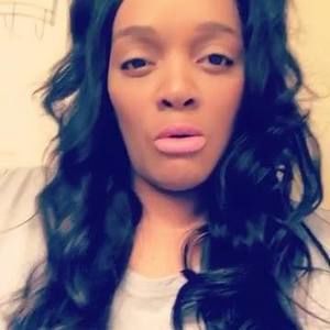 Meet your Posher, Leah