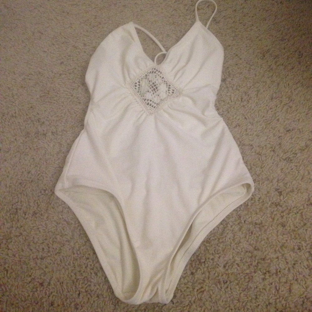 Aerie tie back one-piece swimsuit - Picture 3 of 4