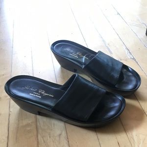 New Robert Clergerie Calfskin Black Leather Slides