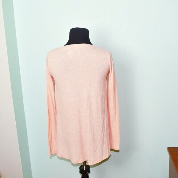 Hollister Light Pink Flowy Top - Picture 2 of 2