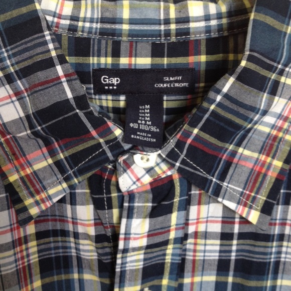 NWOT GAP Button Down - Picture 2 of 5