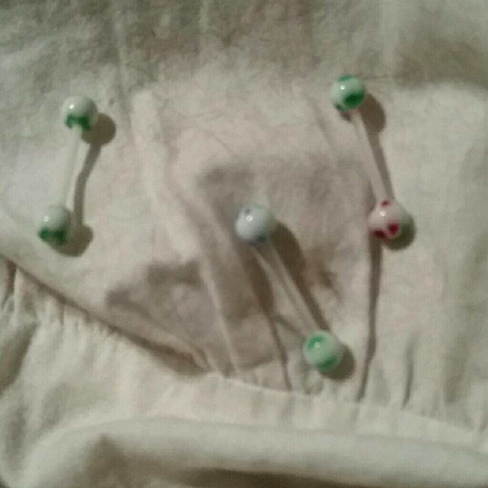 Lot of 16 gauge body rings, approx. an inch long