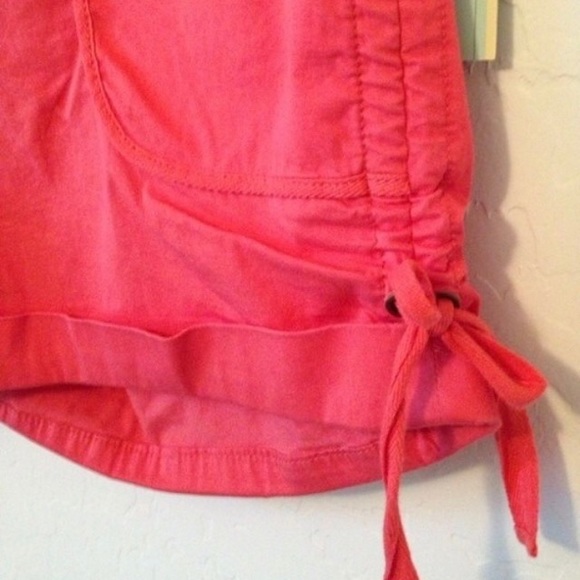 Women’s NWT Sonoma Modern Fit Coral Shorts Size 6 - Picture 3 of 3