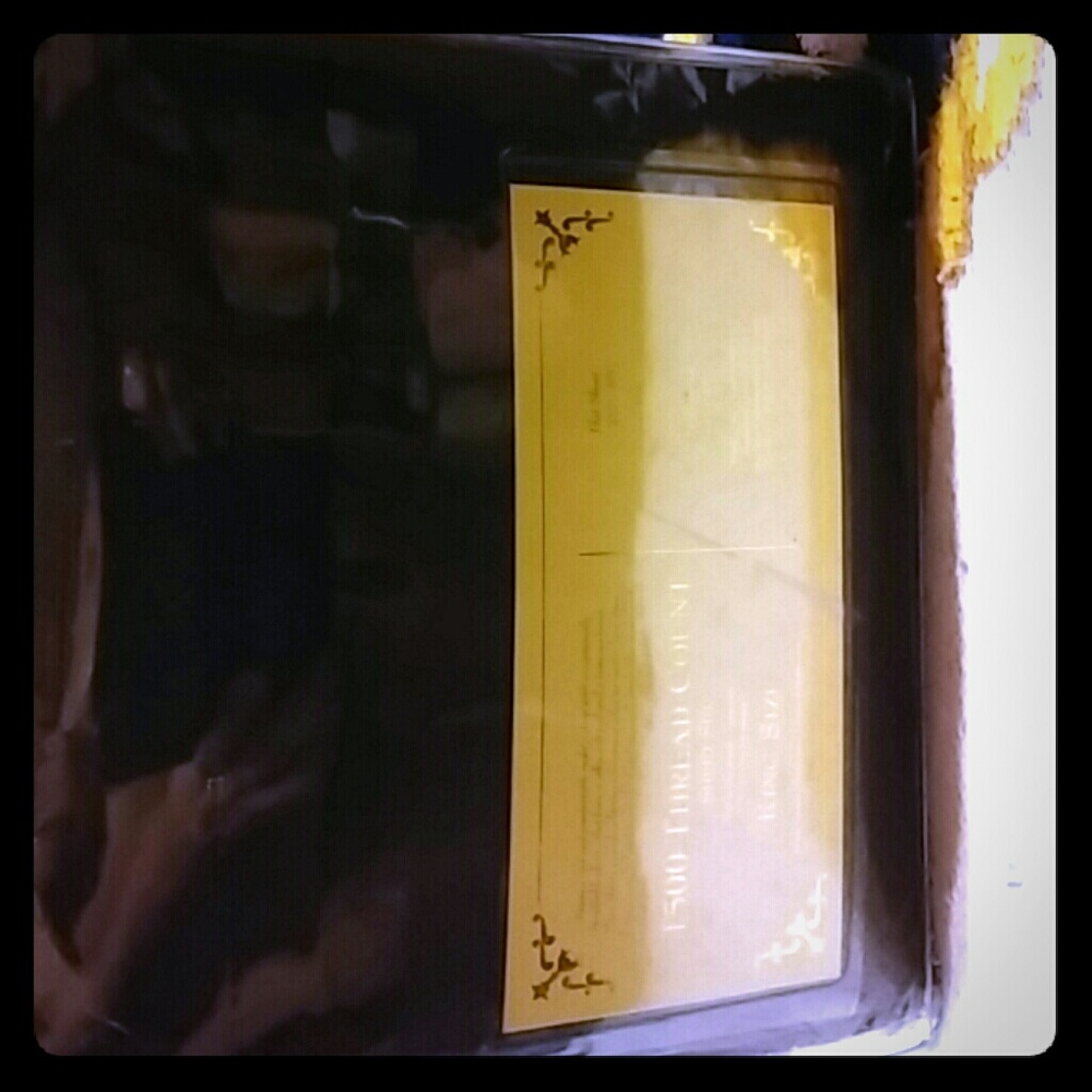 ***SOLD***Chocolate 1500 ct King Size sheets