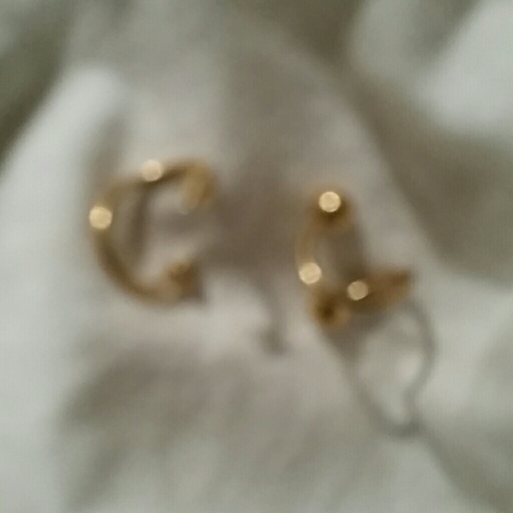 Golden body jewlery