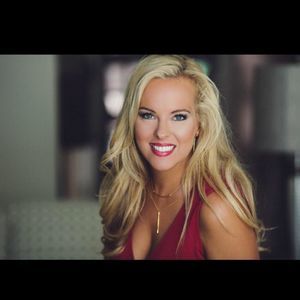 Meet your Posher, Candace