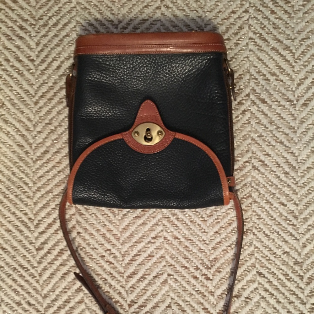 Dooney and bourke purse VINTAGE