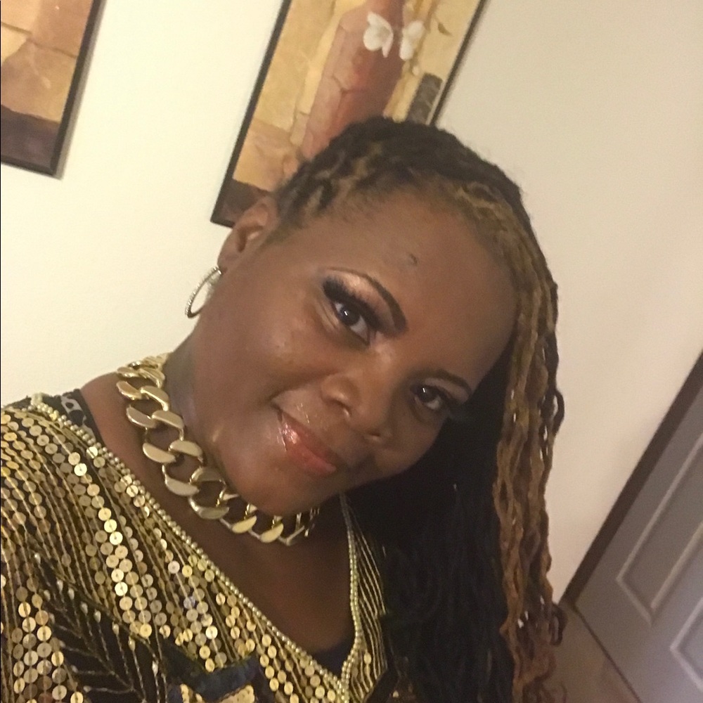 Meet your Posher, Chamethele