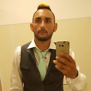 Meet your Posher, Christopher