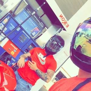 Meet your Posher, Logan