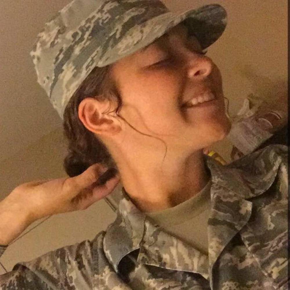 Meet your Posher, Deveney