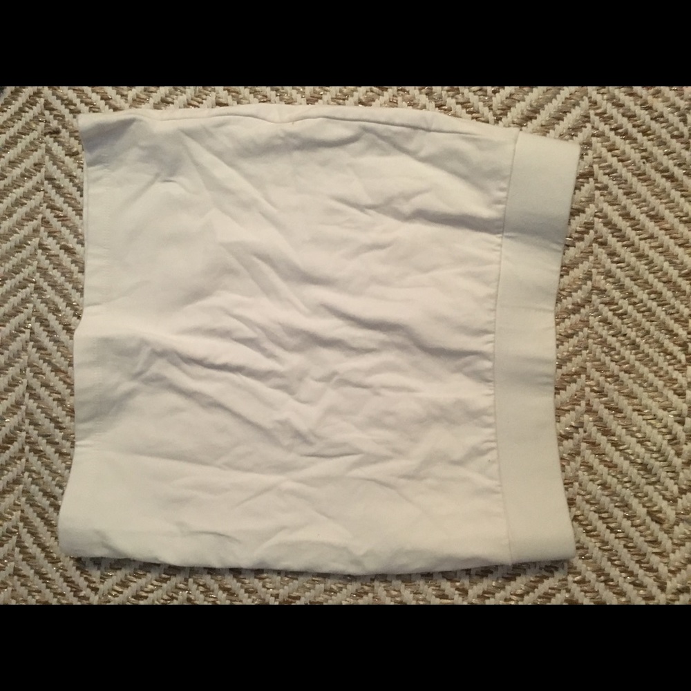Plain tight White mini skirt