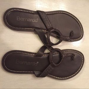 Bernardo Matrix sandals