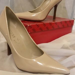 GUESS Nude Patent Leather Pumps 4" Wood Grain Heel